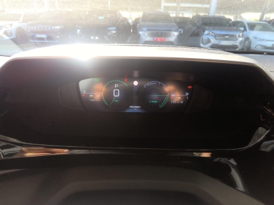 Peugeot 408 Hybrid 145 e-DCS6 Allure