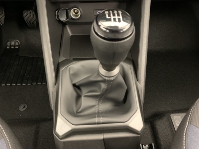 Dacia Duster Mild Hybrid 140 Expression