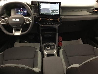 Dacia Duster EXTREME + HYBRID 155 BVA