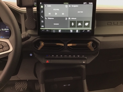 Dacia Duster EXTREME + HYBRID 155 BVA