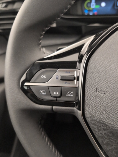 Peugeot 308 SW PHEV 180 e-EAT8 Allure