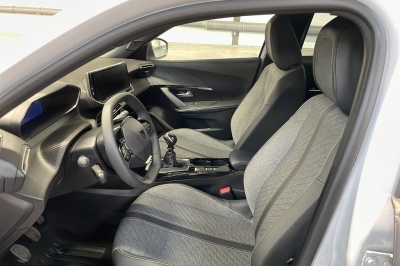 Peugeot 2008 PureTech 100 S&S BVM6 Allure