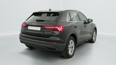 Audi Q3 35 TFSI 150 CH S TRONIC 7 BUSINESS LINE