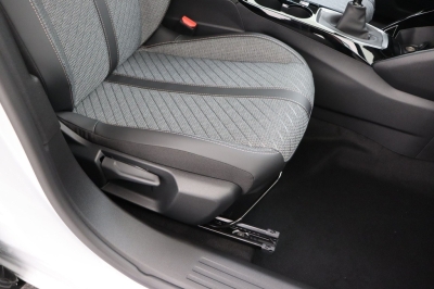 Peugeot 2008 Turbo 100 ch BVM6 Allure