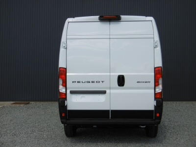 Peugeot Boxer PRO EXCLUSIVE HDI 180 BVA