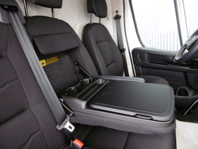 Peugeot Boxer PRO EXCLUSIVE HDI 180 BVA