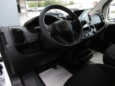 Peugeot Boxer PRO EXCLUSIVE HDI 180 BVA