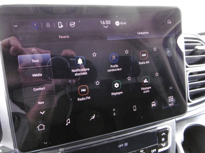 Peugeot Boxer PRO EXCLUSIVE HDI 180 BVA