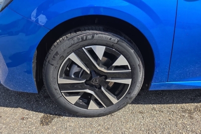 Peugeot 208 Hybrid 110 ch e-DCS6 Allure