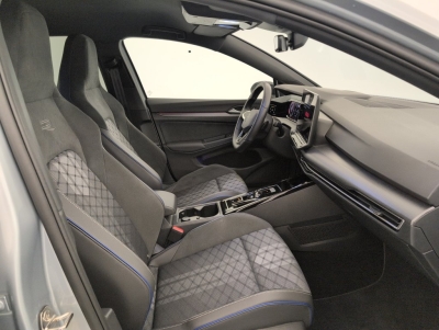 Volkswagen Golf 2.0 TDI 150 DSG7 R-LINE