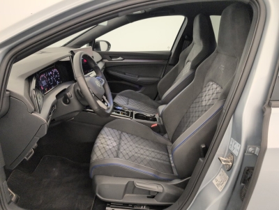 Volkswagen Golf 2.0 TDI 150 DSG7 R-LINE