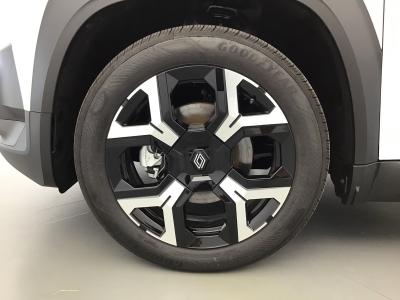 Renault R4 TECHNO ELEC 150 BVA