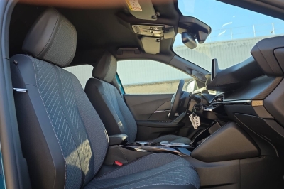 Peugeot 2008 Hybrid 145 e-DCS6 Allure