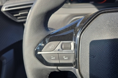 Peugeot 2008 Hybrid 145 e-DCS6 Allure
