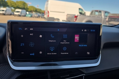 Peugeot 2008 Hybrid 145 e-DCS6 Allure