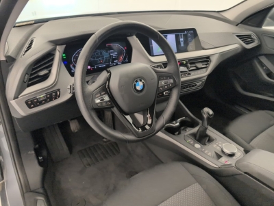 BMW Série 1 F40 116d 116 ch Business Design