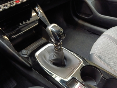Peugeot 208 1.2 100CH S&S ALLURE