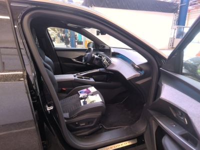 Peugeot E-3008 210 ch 73 kWh GT EXCLUSIVE