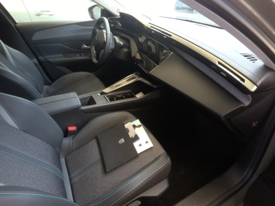Peugeot 308 Hybrid 145 e-DCS6 Allure